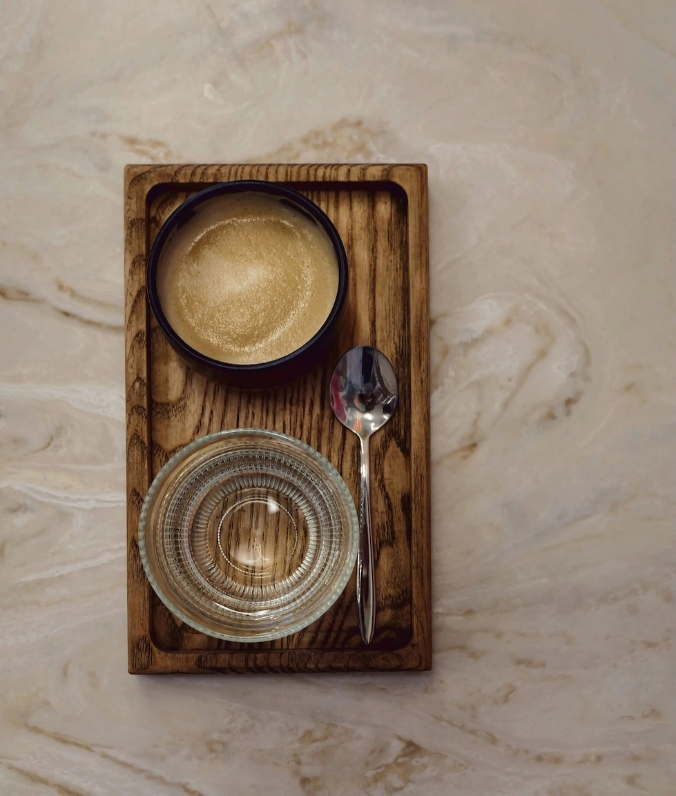 Trays and tables